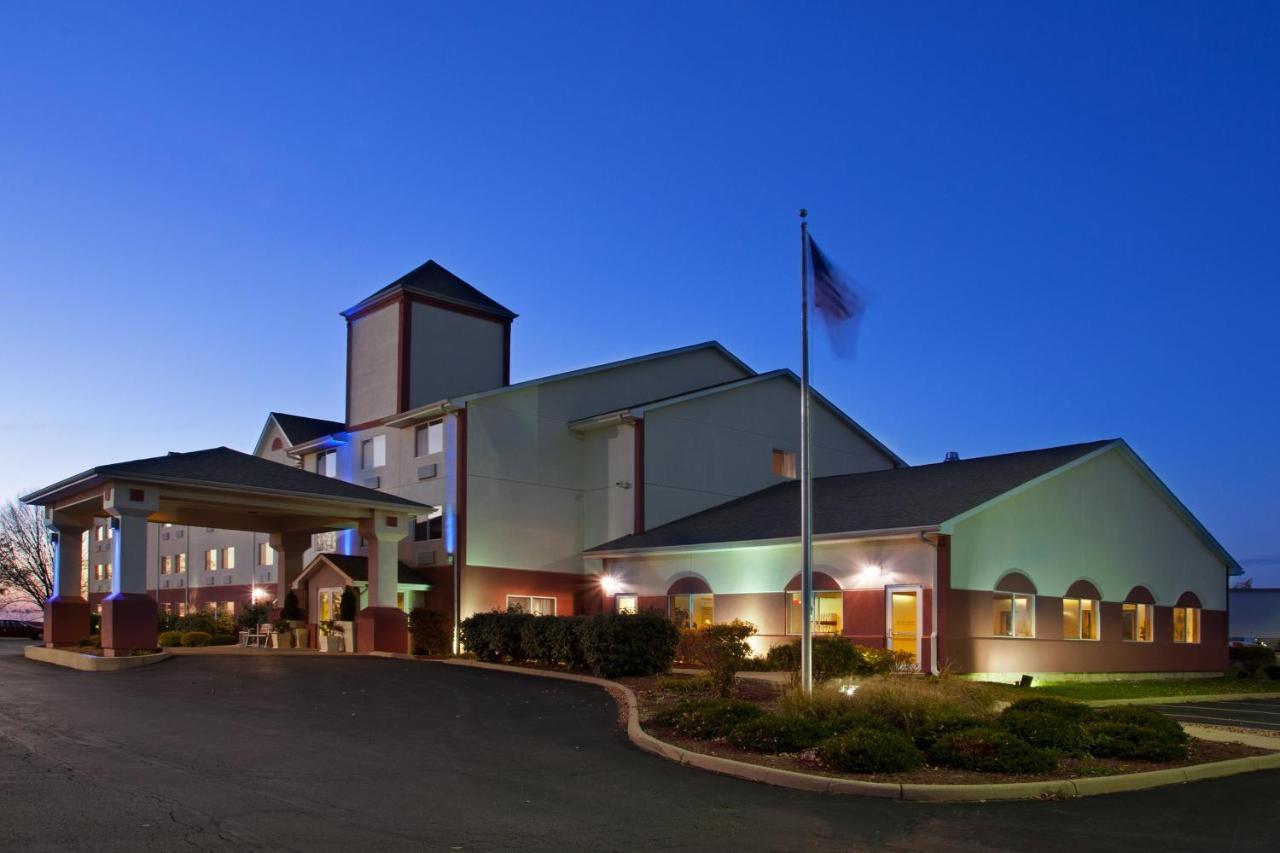 Holiday Inn Express Mt. Vernon By Ihg Mount Vernon Exterior foto